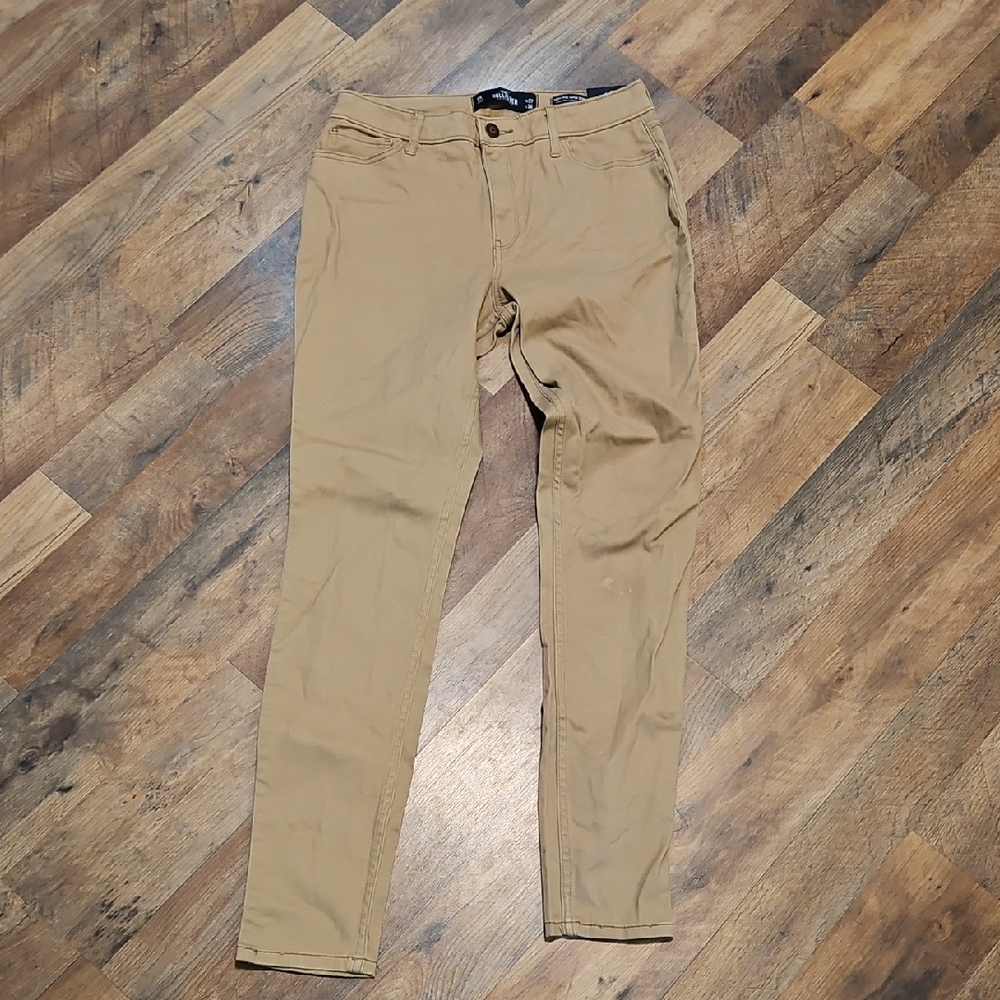 👖HOLLISTER SUPER SKINNY TAN JEANS